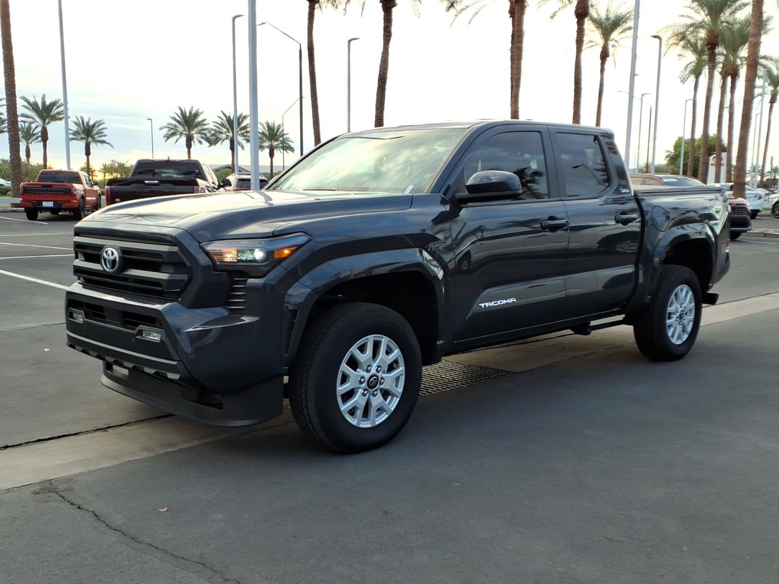 Certified 2025 Toyota Tacoma SR5 AWD/4WD image 8