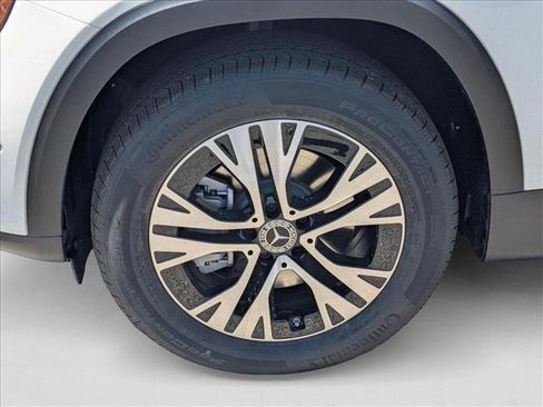 New 2025 Mercedes-Benz GLB 250 image 9