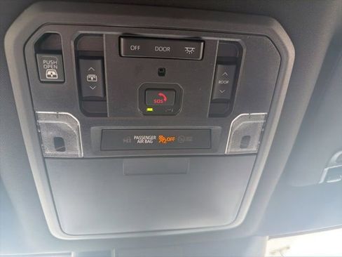 New 2026 Toyota Tundra Limited AWD/4WD image 12