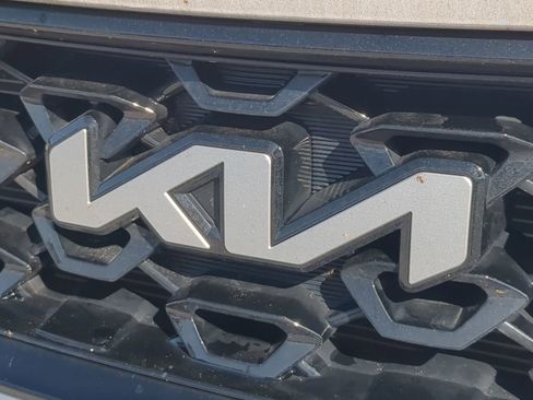 Certified 2023 Kia Sorento S w/ Panoramic Sunroof Package FWD image 13