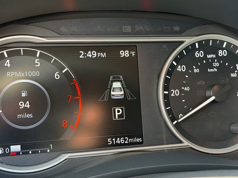 Used 2021 Nissan Versa SV FWD image 36