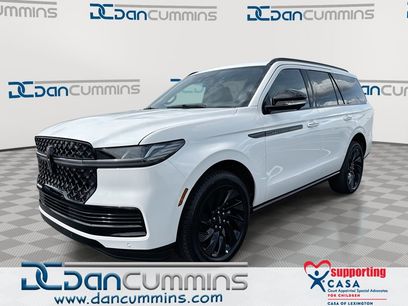New 2026 Lincoln Navigator Reserve w/ Jet Appearance Package