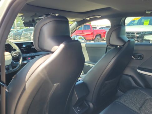 Used 2025 Kia K4 GT-Line w/ GT-Line Sunroof Package FWD image 13