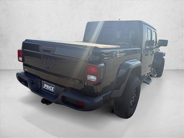 Used 2022 Jeep Gladiator Sport AWD/4WD image 5