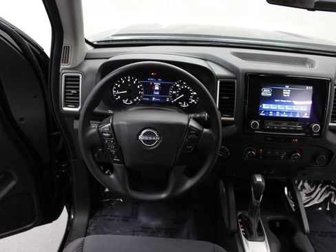 Used 2023 Nissan Frontier SV AWD/4WD image 26