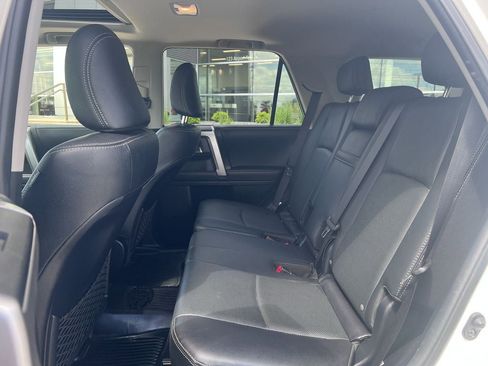 Used 2022 Toyota 4Runner Limited AWD/4WD image 13
