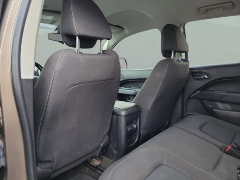 Used 2017 Chevrolet Colorado LT w/ LT Convenience Package image 11