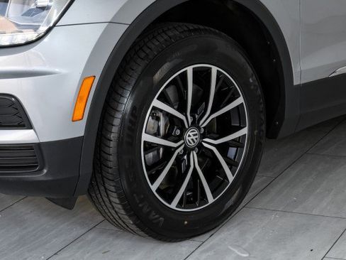 Used 2021 Volkswagen Tiguan SE FWD image 56