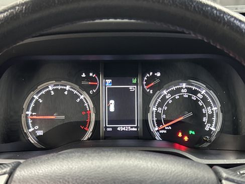 Used 2023 Toyota 4Runner Limited AWD/4WD image 24