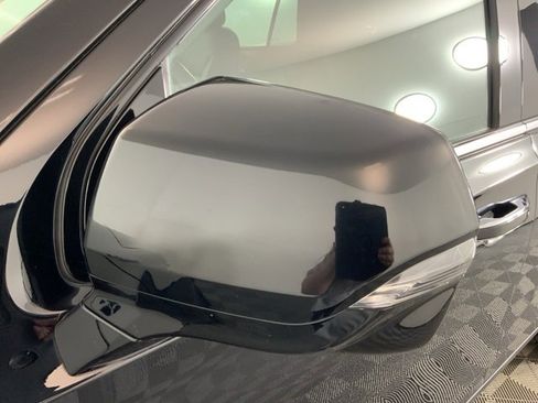 Used 2021 Chevrolet Tahoe High Country image 10