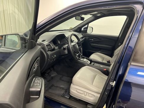 Used 2019 Honda Passport Touring image 12