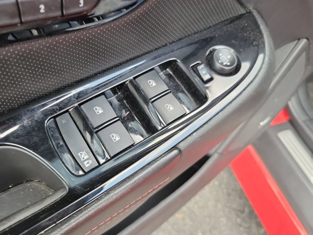 Certified 2014 Chevrolet SS RWD image 22