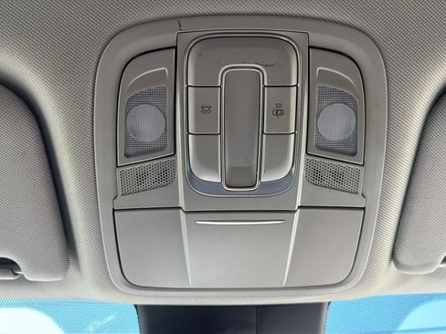Used 2020 Hyundai Santa Fe SEL w/ Convenience Package AWD/4WD image 21