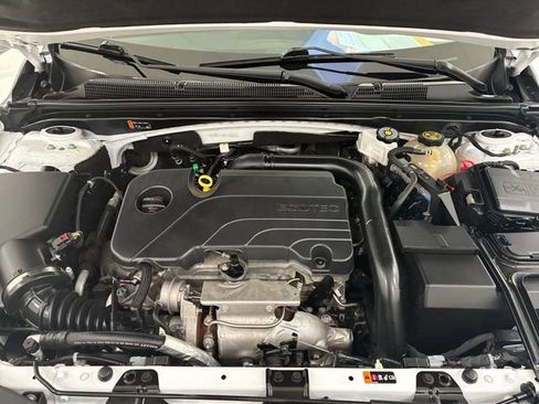 Certified 2023 Chevrolet Malibu RS FWD image 11