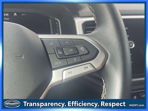 Used 2022 Volkswagen Atlas Cross Sport SE image 22