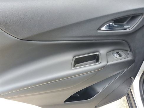 Used 2021 Chevrolet Equinox Premier image 13