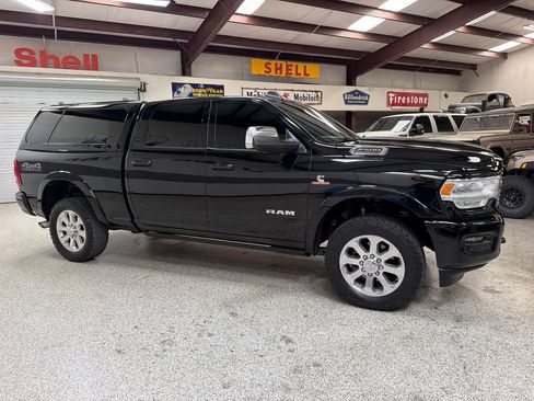 Used 2019 RAM 2500 Laramie AWD/4WD image 10