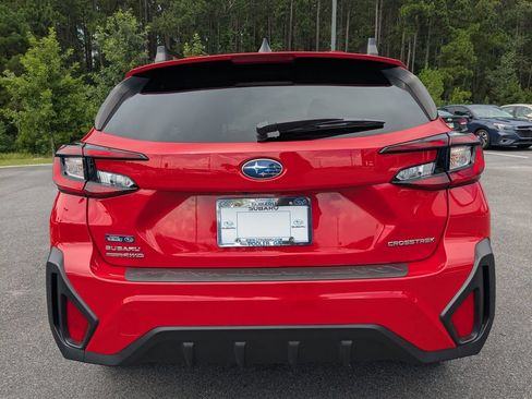 Used 2025 Subaru Crosstrek 2.5i Premium AWD/4WD image 5