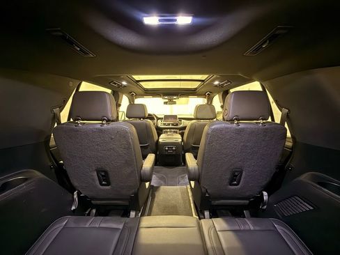 Used 2022 Chevrolet Tahoe RST w/ Luxury Package image 35