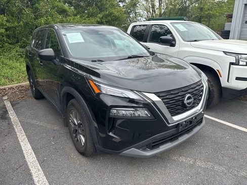 Used 2023 Nissan Rogue S AWD/4WD image 1
