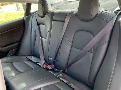 Used 2020 Tesla Model 3 Standard Range Plus image 35
