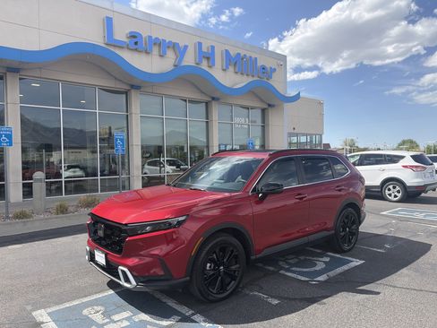 Certified 2023 Honda CR-V Sport Touring image 1