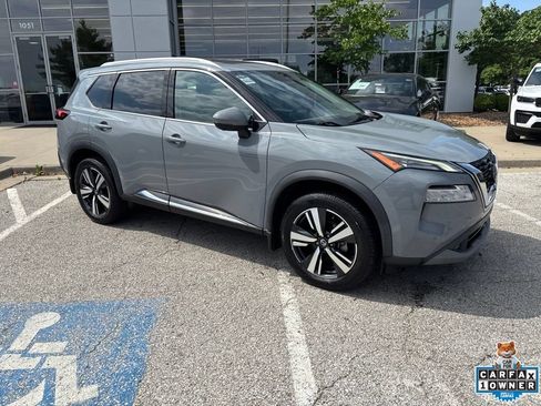 Used 2021 Nissan Rogue SL w/ Premium Package FWD image 33