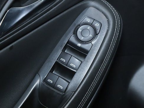 Used 2025 Buick Encore GX Preferred FWD image 16