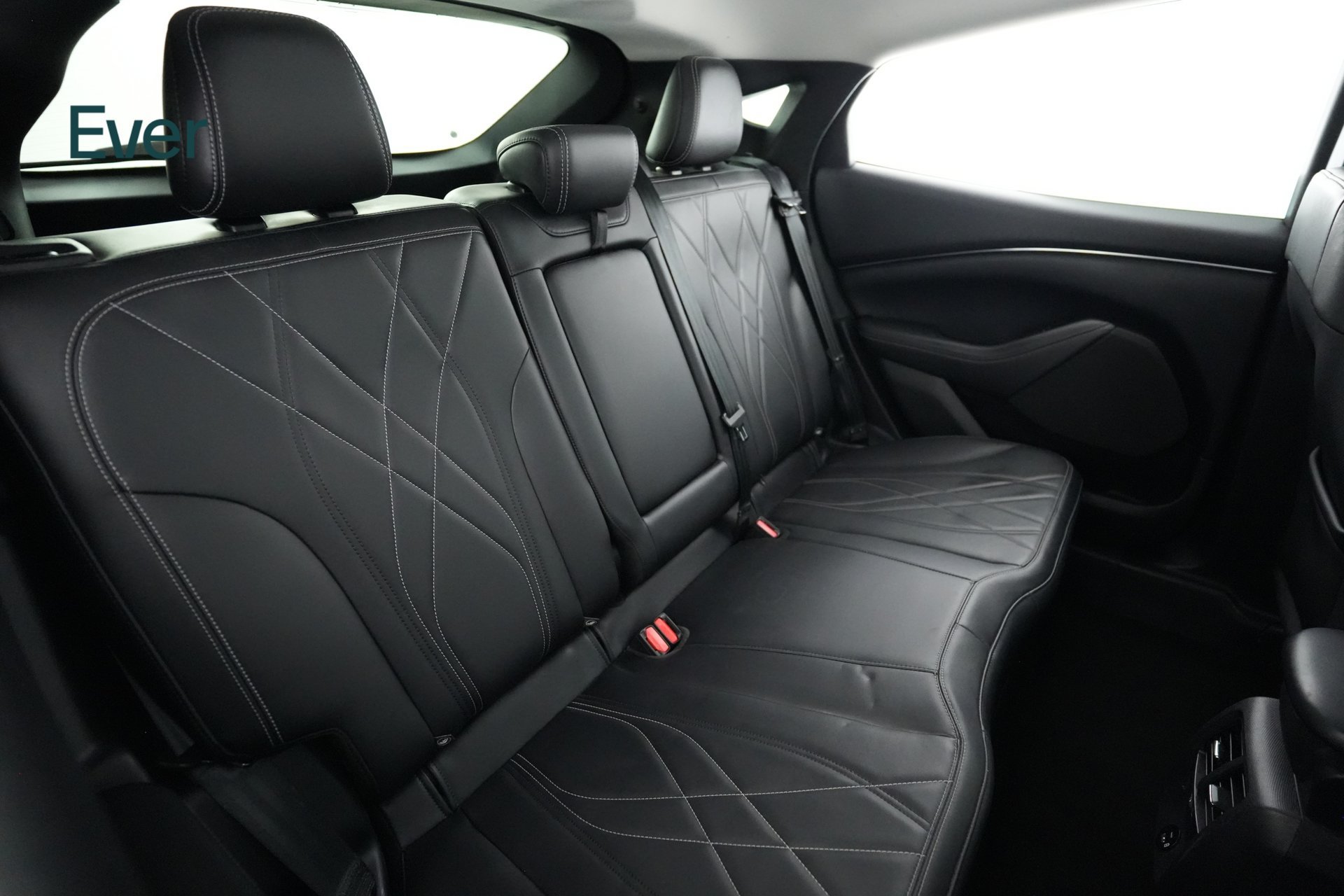 Used 2021 Ford Mustang Mach-E Select RWD image 5