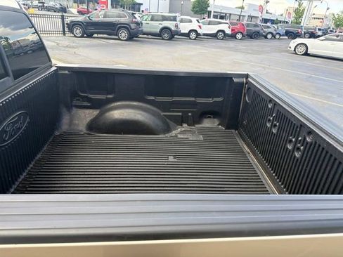 Used 2011 Ford F150 XLT w/ XLT Chrome Pkg AWD/4WD image 14