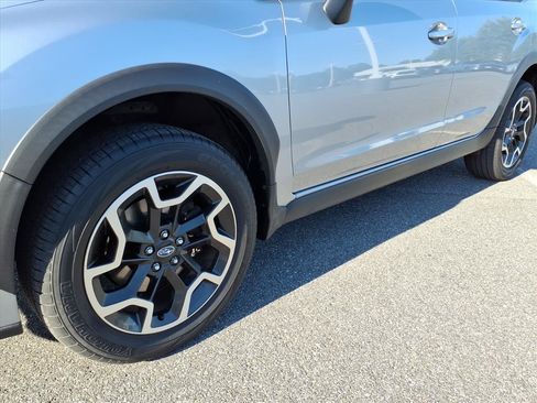 Used 2016 Subaru Crosstrek 2.0i Limited AWD/4WD image 9
