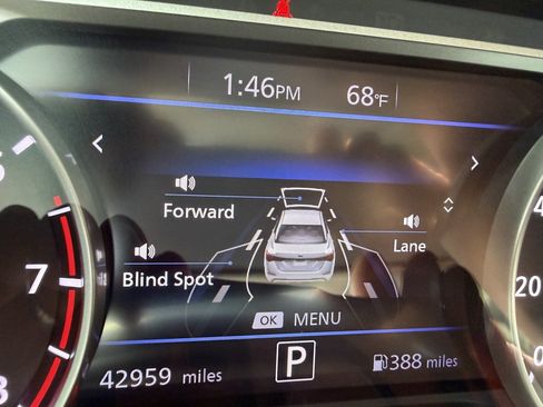Used 2024 Nissan Sentra SV FWD image 15