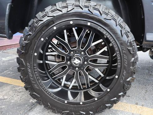 Used 2016 RAM 1500 Express RWD image 31