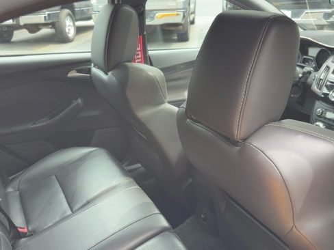 Used 2013 Ford Focus ST FWD image 12