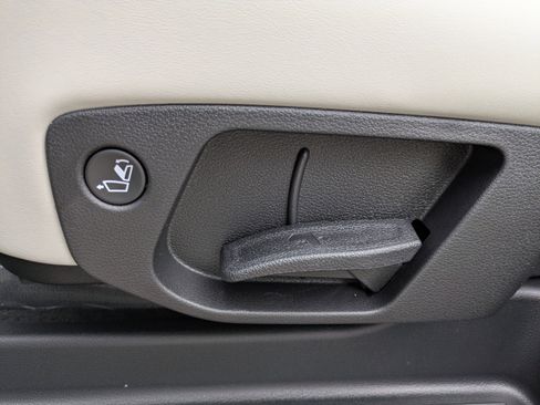 New 2025 Kia Telluride S image 18