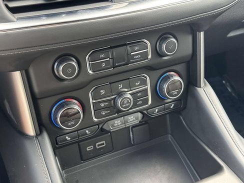 Used 2024 Chevrolet Tahoe LT AWD/4WD image 18