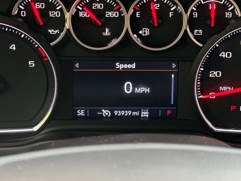 Used 2023 Chevrolet Silverado 3500 LTZ w/ LTZ Plus Package image 24