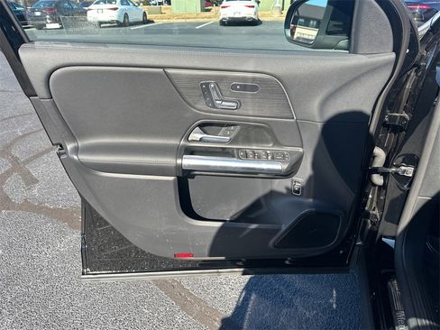 Certified 2026 Mercedes-Benz GLA 250 4MATIC image 10