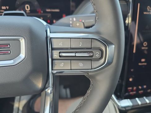 New 2026 GMC Yukon Elevation w/ Elevation Premium Package AWD/4WD image 19