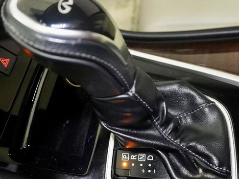 Used 2018 INFINITI Q50 Luxe w/ Essential Package (2.0T Luxe) image 23