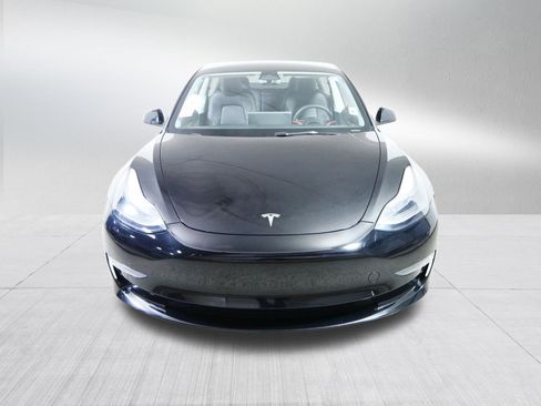 Used 2023 Tesla Model 3 Performance image 2