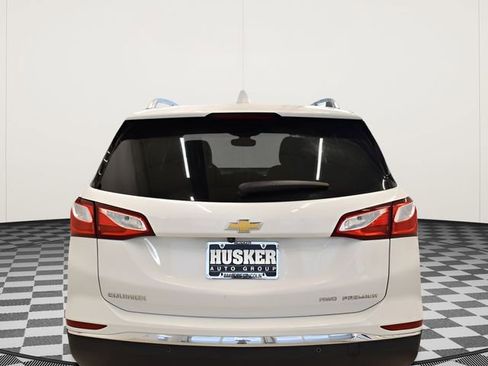 Used 2021 Chevrolet Equinox Premier AWD/4WD image 11