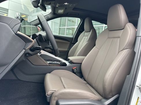 New 2025 Audi Q5 2.0T Premium Plus image 9