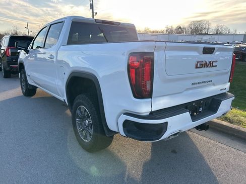 Used 2025 GMC Sierra 1500 AT4 AWD/4WD image 4