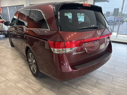 Used 2016 Honda Odyssey Touring Elite image 5