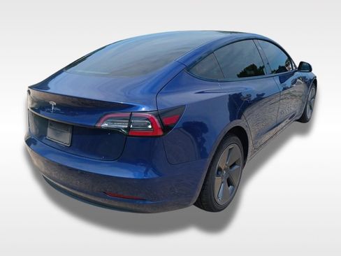 Used 2022 Tesla Model 3 RWD image 4