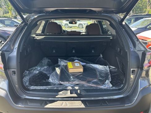 Used 2025 Subaru Outback Touring image 17