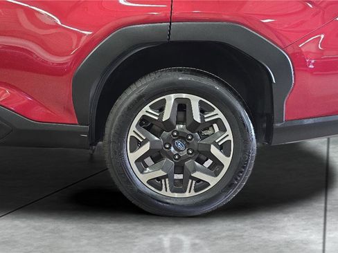 Used 2025 Subaru Forester AWD/4WD image 26