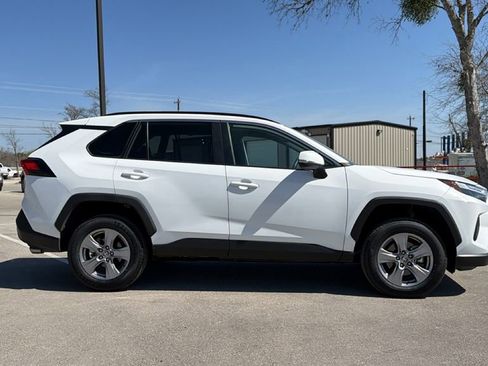 Certified 2025 Toyota RAV4 XLE image 4