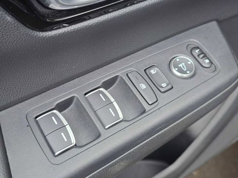 Used 2025 Honda CR-V EX-L image 24
